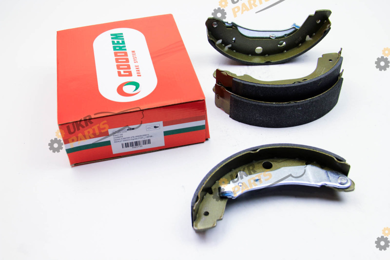 Тормозные колодки барабанные Goodrem RM0135