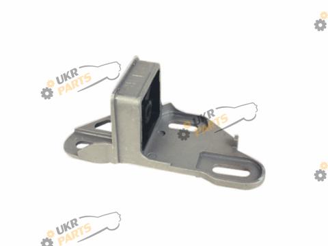 Кронштейн глушителя Kautek RE-VR003