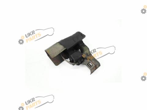 Кронштейн глушителя Kautek RE-VR006