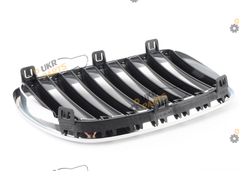 Решетка радиатора BMW 51113420091
