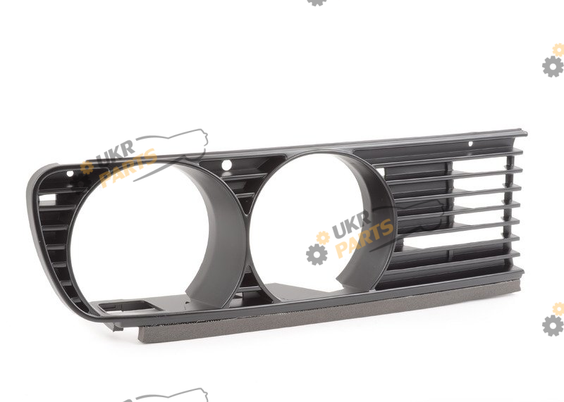 Решетка радиатора BMW 51 13 1 876 091