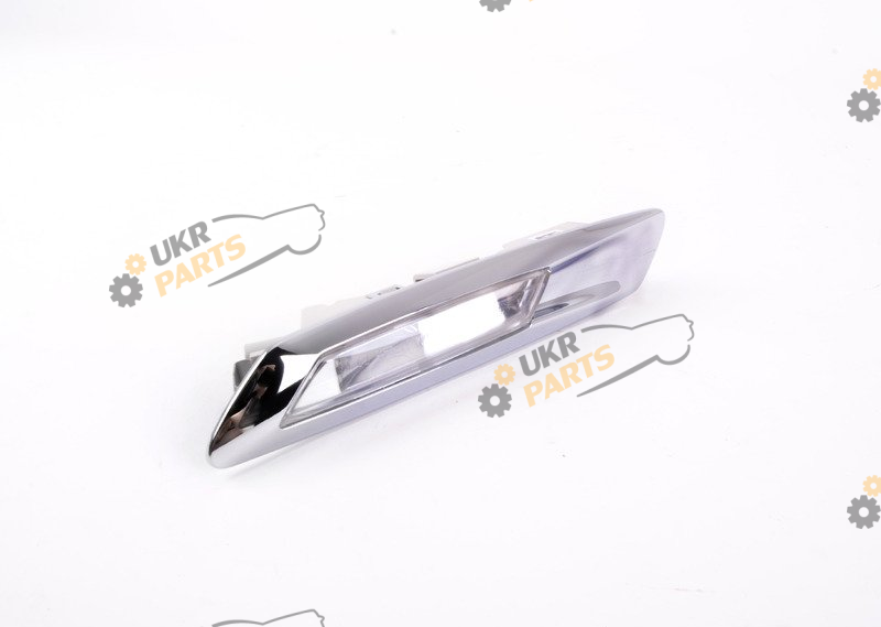  BMW 63137154168