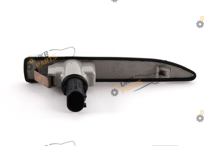 BMW 63137164758 BMW 63137164758