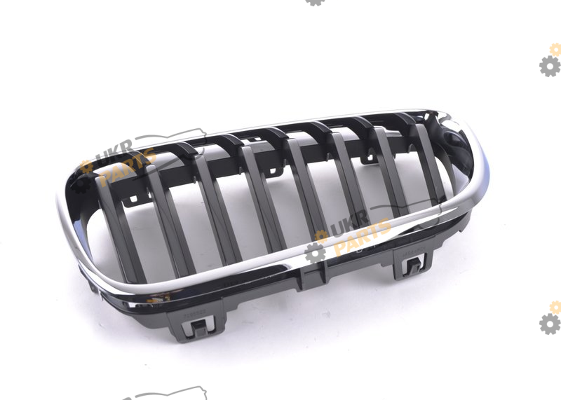 Решетка радиатора BMW 51137295523