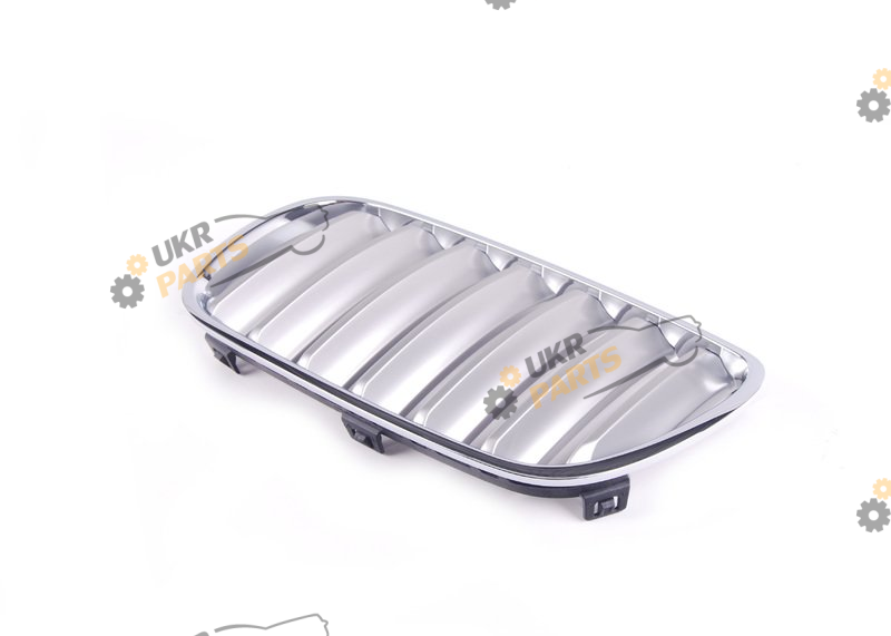 Решетка радиатора BMW 51113420089