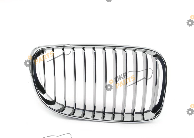 Решетка радиатора BMW 51137179656
