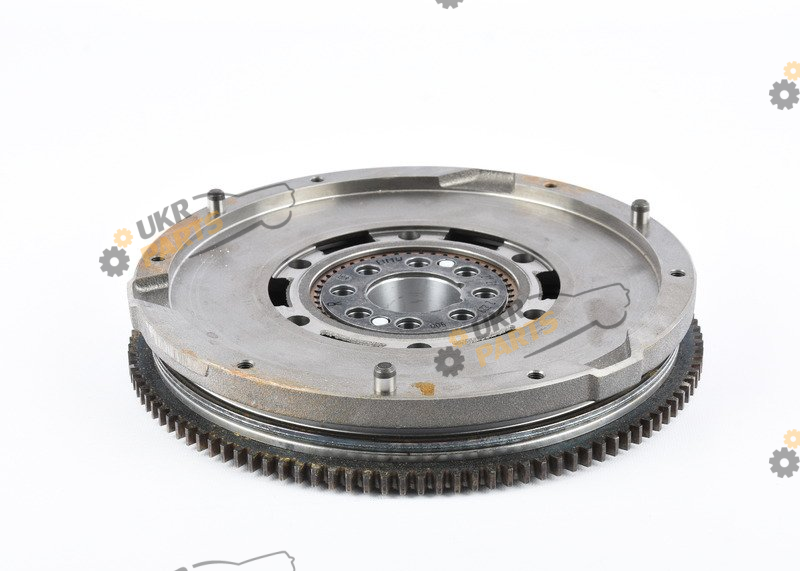  BMW 21 21 2 229 900