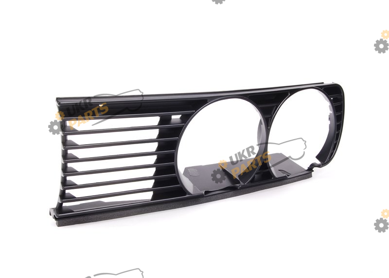 Решетка радиатора BMW 51131945886