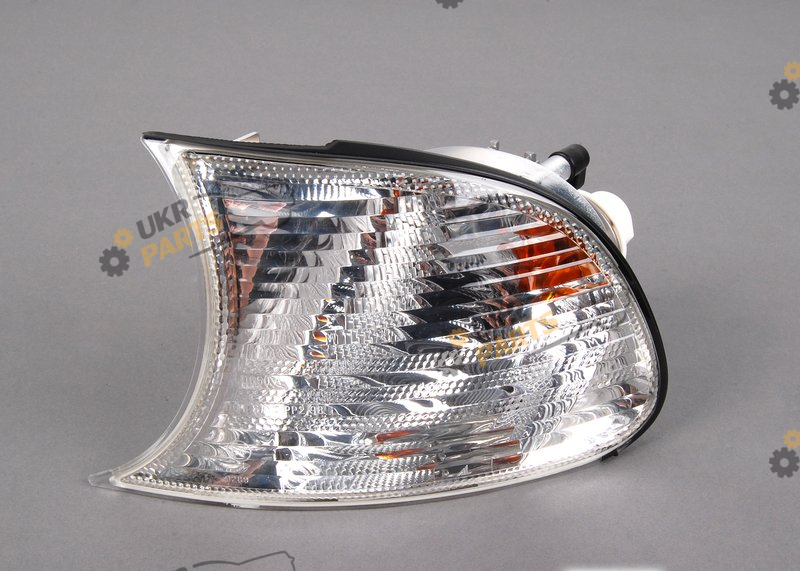  BMW 63137165857