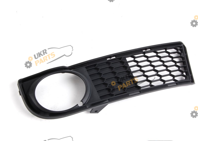 Решетка переднего бампера BMW 51118045449