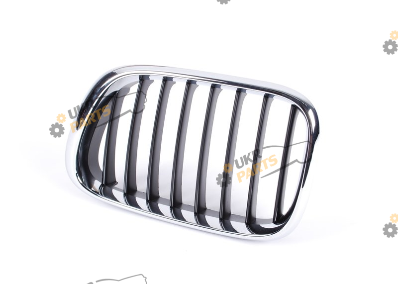 Решетка радиатора BMW 51138402645