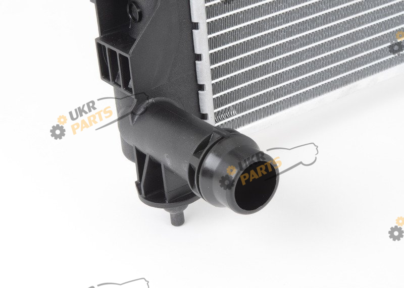 KUEHLER VAG 8E0121251AP KUEHLER VAG 8E0121251AP
