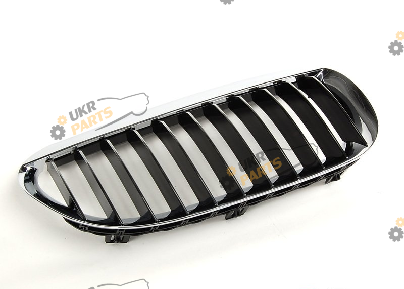 Решетка радиатора BMW 51137077932