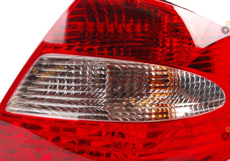 SCHLUSSLEUCHTE MERCEDES-BENZ A2098201464 SCHLUSSLEUCHTE MERCEDES-BENZ A2098201464