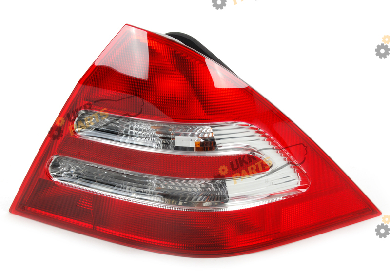 Задний фонарь MERCEDES-BENZ A2038201064