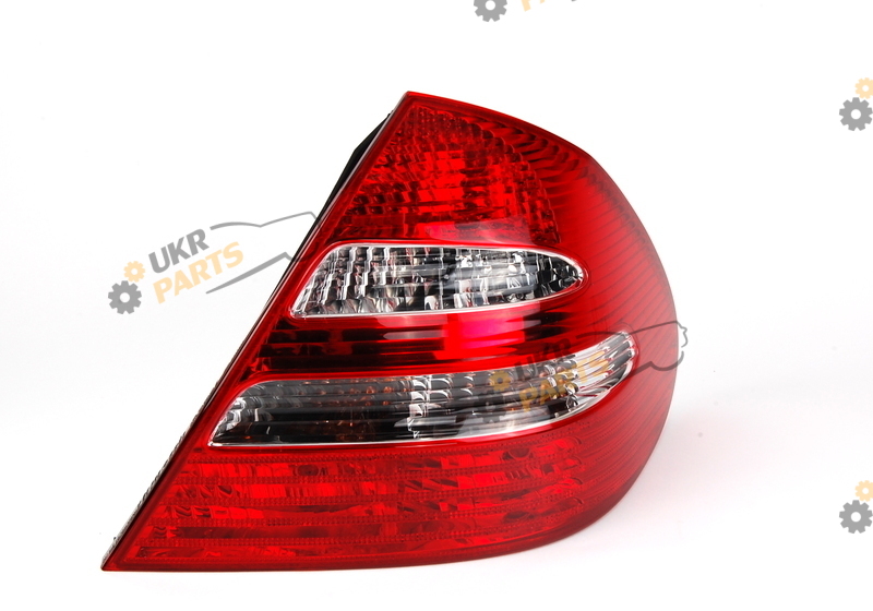  MERCEDES-BENZ A2118200464