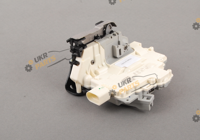  PORSCHE 8J1837016A