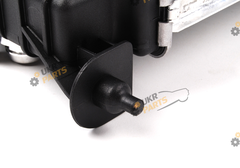 KUEHLER VAG 8E0121251AQ KUEHLER VAG 8E0121251AQ
