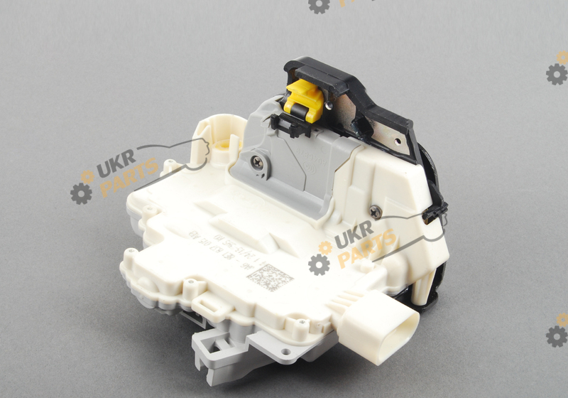  VAG 8E0839015AB