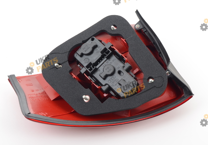LEUCHTE VAG 4B5945095A LEUCHTE VAG 4B5945095A