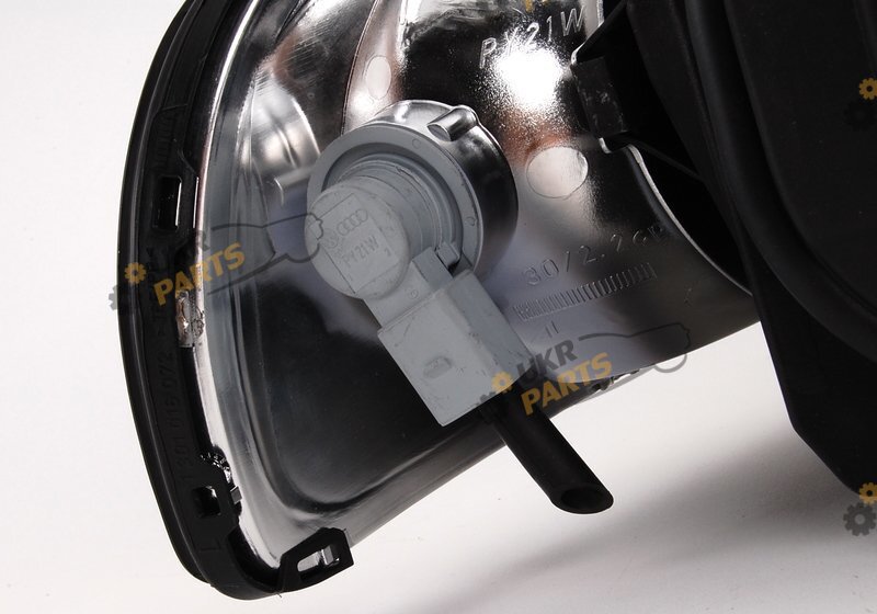 FRONTLICHT VAG 4D0941003BA FRONTLICHT VAG 4D0941003BA
