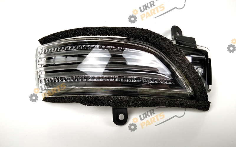 Указатель поворотов SUBARU 84401AJ000