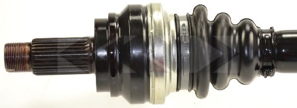 Полуось в сборе BMW 33207598036 Полуось в сборе BMW 33207598036