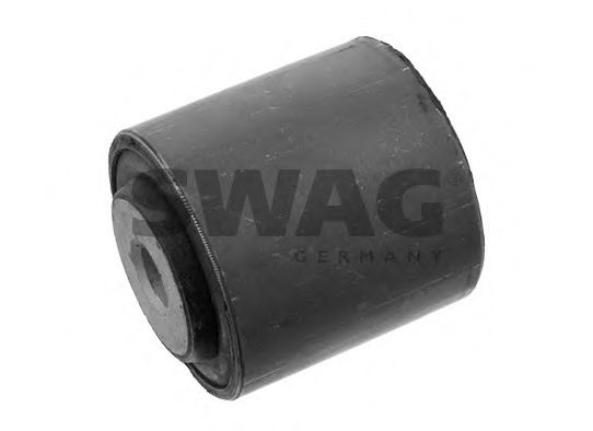 Сайлентблок рычага SWAG 10 79 0024