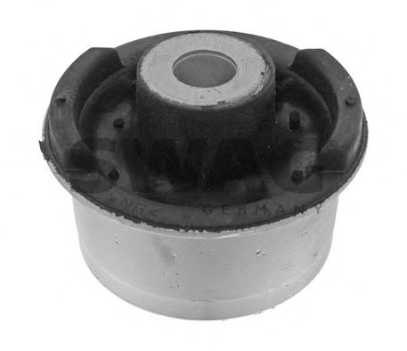 Сайлентблок рычага SWAG 10 91 8073