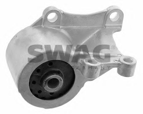 Подушка двигателя SWAG 30 13 0067