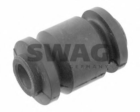 Сайлентблок рычага SWAG 81 92 9185