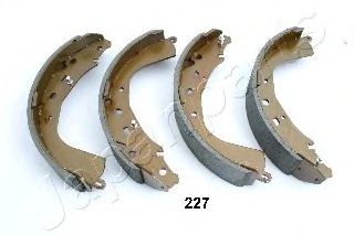 Тормозные колодки барабанные JAPANPARTS GF-227AF