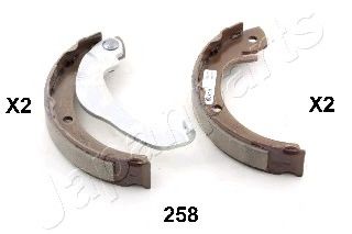 Тормозные колодки барабанные JAPANPARTS GF-258AF