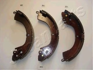 Тормозные колодки барабанные JAPANPARTS GF-583AF
