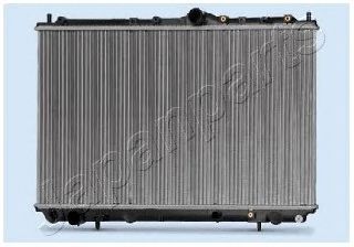 Радиатор охлаждения двигателя JAPANPARTS RDA113087