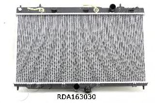 Радиатор охлаждения двигателя JAPANPARTS RDA163030