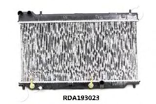 Радиатор охлаждения двигателя JAPANPARTS RDA193023