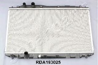 Радиатор охлаждения двигателя JAPANPARTS RDA193025