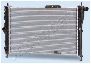 Радиатор охлаждения двигателя JAPANPARTS RDA313008