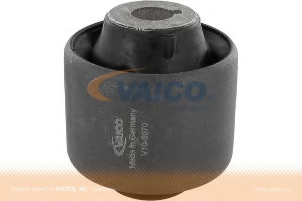 Сайлентблок рычага VAICO V10-6070