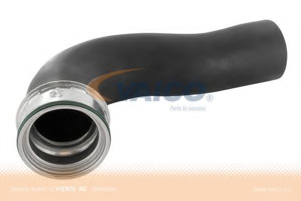 Патрубок наддува VAICO V10-2699