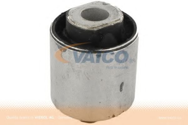 Сайлентблок рычага VAICO V10-7084