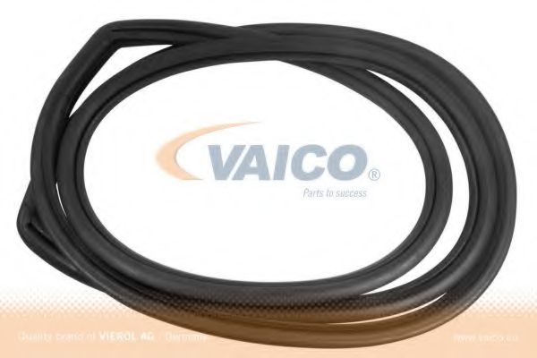 Уплотнитель лобового стекла VAICO V30-1557