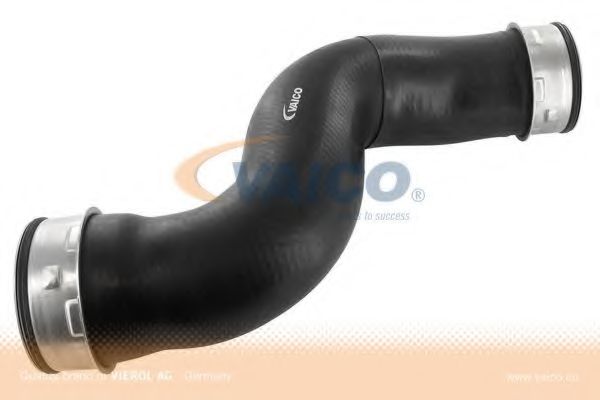 Патрубок наддува VAICO V30-1790