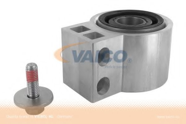 Сайлентблок рычага VAICO V40-1065