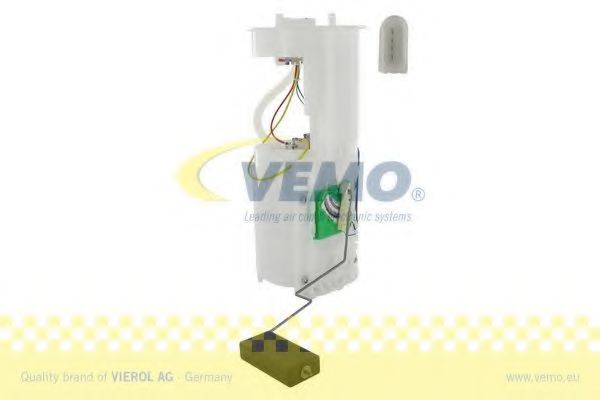 Топливный насос VEMO V10-09-0820