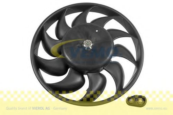 Вентилятор охлаждения двигателя VEMO V15-01-1809