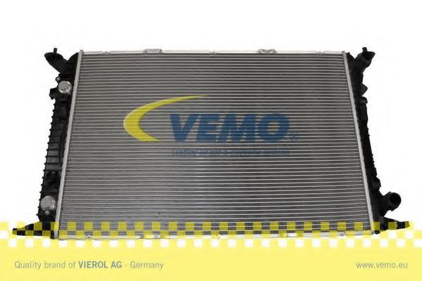 Радиатор охлаждения двигателя VEMO V15-60-5050