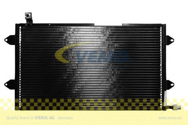 Радиатор кондиционера VEMO V15-62-1016