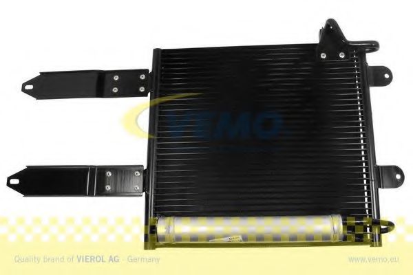 Радиатор кондиционера VEMO V15-62-1033